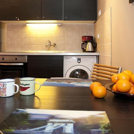 Gloria Apartment Будапеща Стая снимка