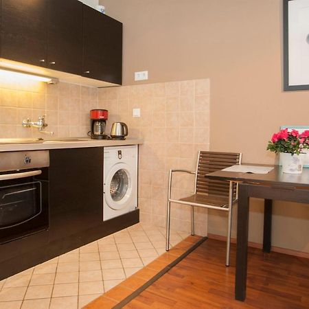 Gloria Apartment Будапеща Екстериор снимка